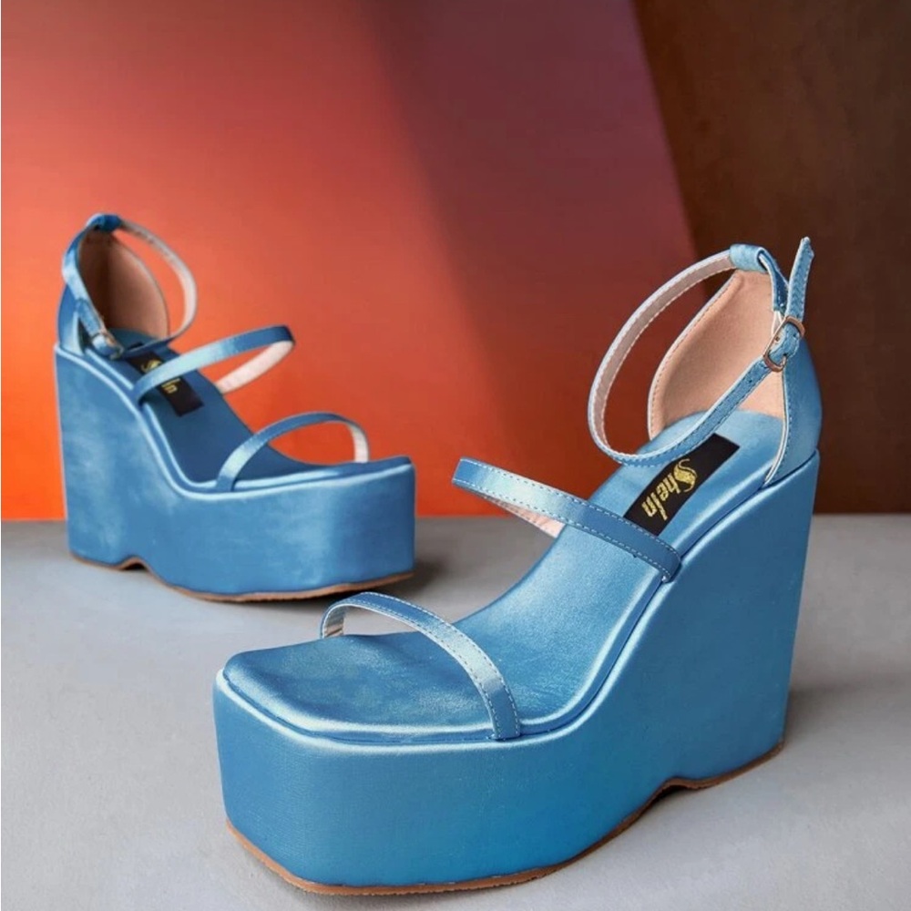 SHEIN Women’s Turquoise Blue Satin Strap Buckle Platform Wedge Sandals Size 7.5